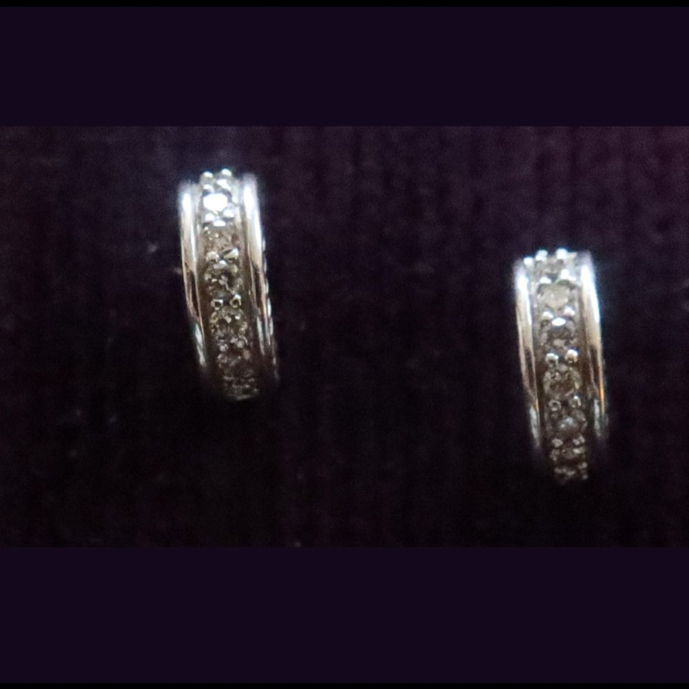 COPY - David Yurman Mini Pave Diamond Hoops